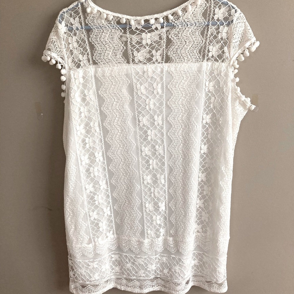 Delicate and feminine white lace tunic shirt/dress